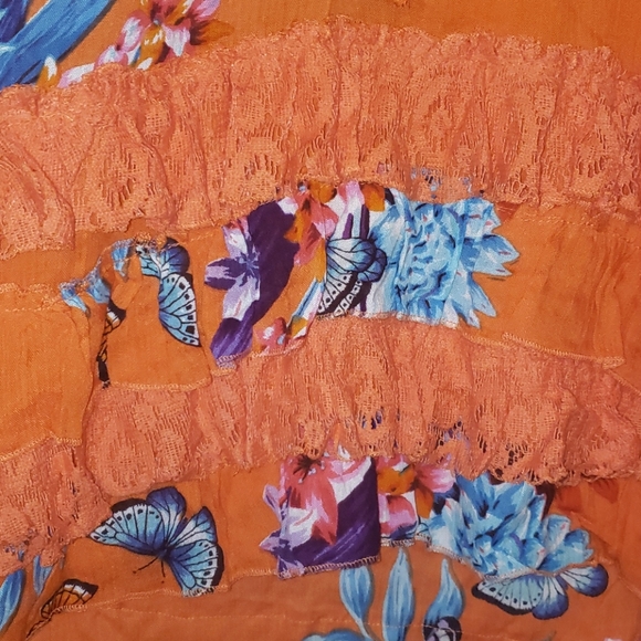 Velzera Floral Blouse XL nwt - Picture 7 of 7